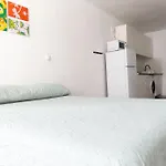 Piso Con Piscina Comunitaria