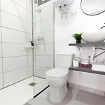 Piso Con Piscina Comunitaria דירה *