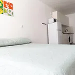 Piso Con Piscina Comunitaria *