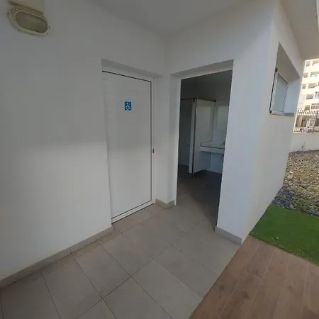 Piso Con Piscina Comunitaria *