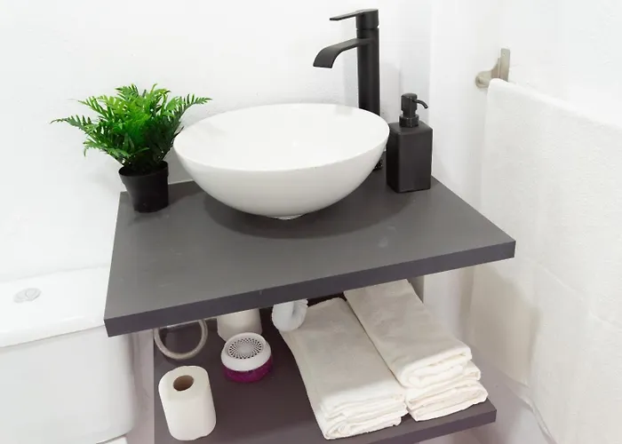 Piso Con Piscina Comunitaria Apartman