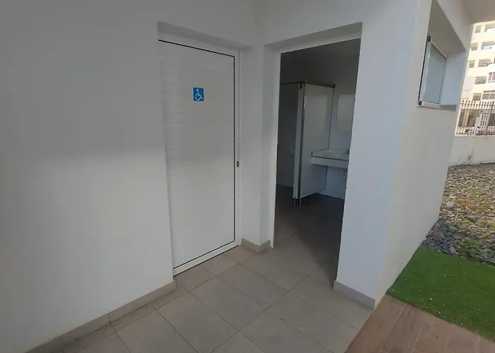 Piso Con Piscina Comunitaria *